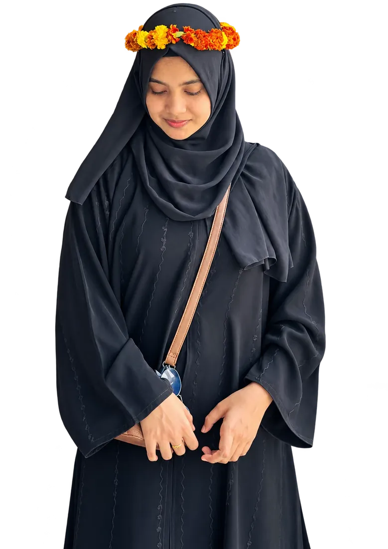 Fathima Zumra wearing a flower crown